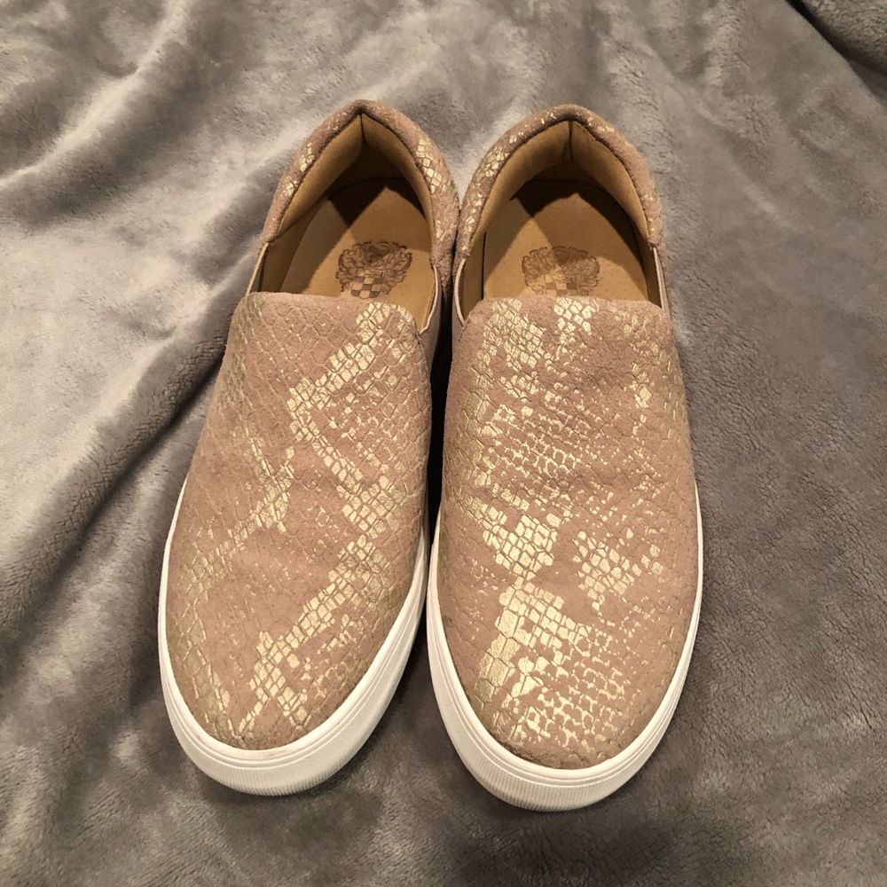 Kaylinn Slip-On Sneaker (slightly used)